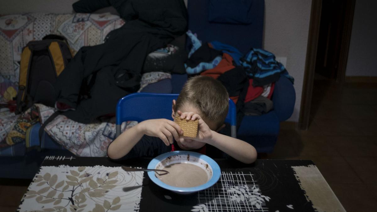 Tres de cada diez niños en España viven en pobreza relativa