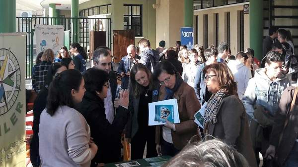 La delegada de la Junta asiste a la jornada de voluntariado de Aguadulce La delegada de la Junta asiste a la jornada de voluntariado de Aguadulce