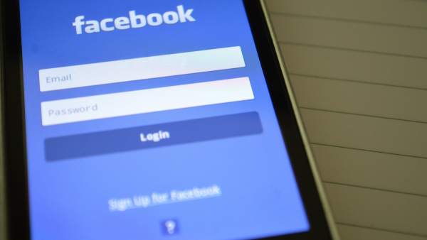 Facebook Facebook