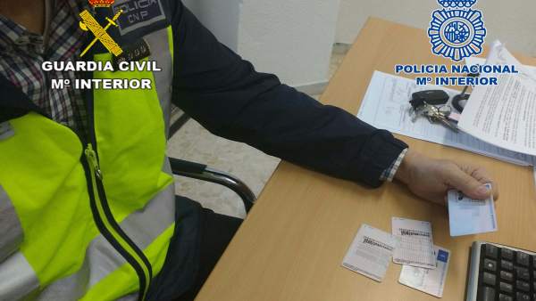 Permisos de conducir fraudulentos intervenidos Permisos de conducir fraudulentos intervenidos
