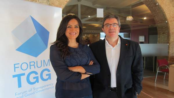 Begoña Villacís junto a Julián San Martín Begoña Villacís junto a Julián San Martín