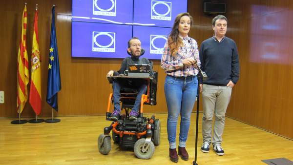 Pablo Echenique, Maru Díaz y Román Sierra (Podemos), en rueda de prensa Pablo Echenique, Maru Díaz y Román Sierra (Podemos), en rueda de prensa