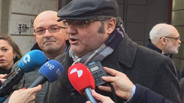Tomás Pérez, uno de los portavoces de la plataforma Militantes Responsables Tomás Pérez, uno de los portavoces de la plataforma Militantes Responsables