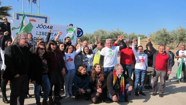 Acto en apoyo de Andrés Bódalo con diputados y parlamentarios andaluces. Acto en apoyo de Andrés Bódalo con diputados y parlamentarios andaluces.