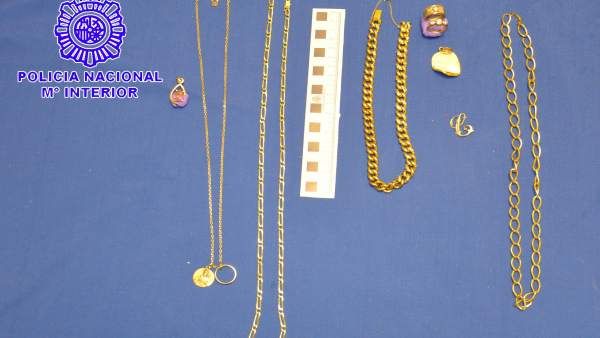 Imagen de las joyas intervenidas. Imagen de las joyas intervenidas.