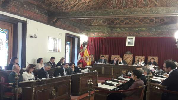 Pleno de la Diputación de Valladolid Pleno de la Diputación de Valladolid