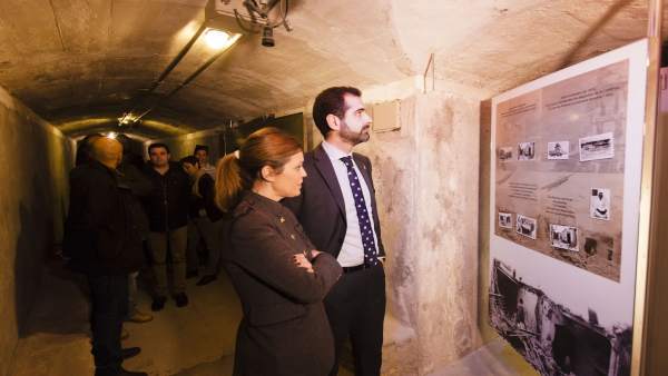 El alcalde visita los Refugios de la Guerra Civil El alcalde visita los Refugios de la Guerra Civil