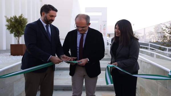 Inauguración de un complejo deportivo en Arahal Inauguración de un complejo deportivo en Arahal
