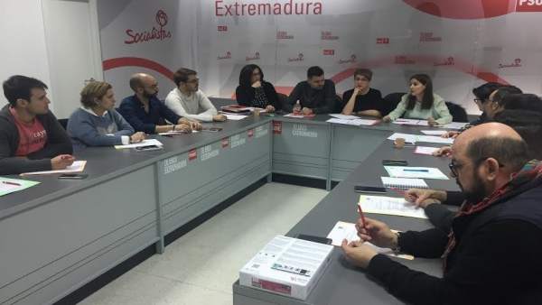 Reunión grupo LGTBI Reunión grupo LGTBI