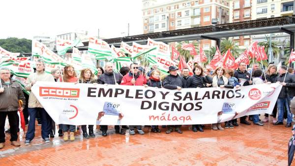 Concentración CCOO UGT Málaga plaza marina 19 febrero Concentración CCOO UGT Málaga plaza marina 19 febrero