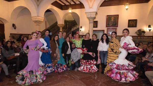 Diseñadores andaluces en el Círculo Mercantil de Sevilla contra el cáncer Diseñadores andaluces en el Círculo Mercantil de Sevilla contra el cáncer