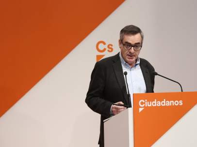 El secretario general de Ciudadanos, José Manuel Villegas, en rueda de prensa
