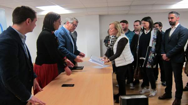 La presidenta del PP de Asturias, Mercedes Fernández, presenta sus avales La presidenta del PP de Asturias, Mercedes Fernández, presenta sus avales