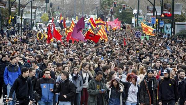 Manifestación contra la Lomce Manifestación contra la Lomce