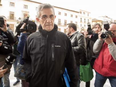 Padre Román, caso Romanones