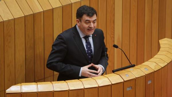 O Conselleiro De Cultura, Educación E Ordenación Universitaria, Román Rodríguez, O Conselleiro De Cultura, Educación E Ordenación Universitaria, Román Rodríguez,