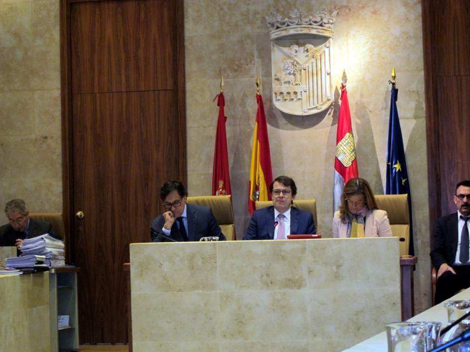 el ayuntamiento de laredo aprueba los presupuestos m 193 s inversores de su historia el ayuntamiento de salamanca aprueba definitivamente su presupuesto de 147 millones para 2017 el ayuntamiento de laredo aprueba los presupuestos m 193 s inversores de su historia el ayuntamiento de salamanca aprueba definitivamente su presupuesto de 147 millones para 2017