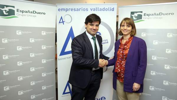 Angela de Miguel y Manuel Rubio. Angela de Miguel y Manuel Rubio.