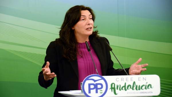 Loles López, hoy ante los medios Loles López, hoy ante los medios