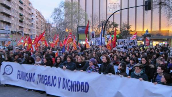 Manifestación 8 de marzo Día Internacional de las Mujeres Manifestación 8 de marzo Día Internacional de las Mujeres
