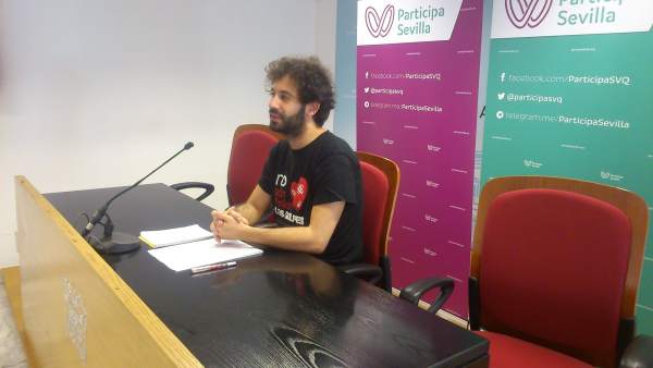 Julián Moreno. Julián Moreno.