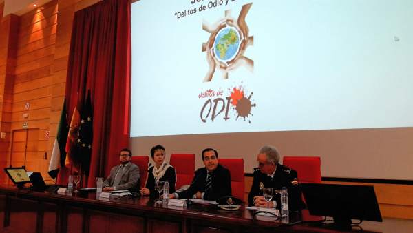Subdelegado jornadas policia nacional málaga derecho uma Subdelegado jornadas policia nacional málaga derecho uma