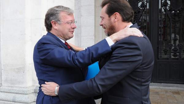 Los alcaldes de León y Valladolid en la visita oficial del primero de ellos Los alcaldes de León y Valladolid en la visita oficial del primero de ellos