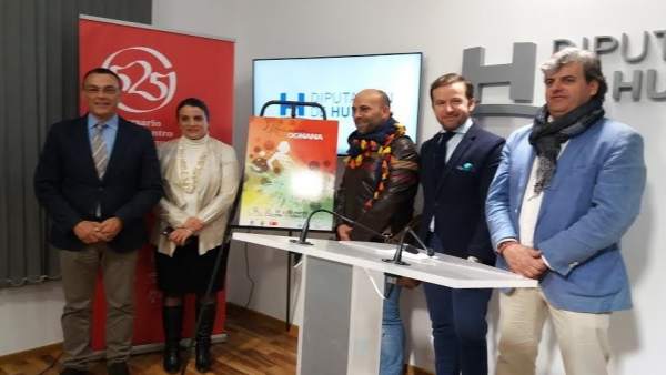 El presidente de la Diputación de Huelva, Ignacio Caraballo, y Rocío Espinosa. El presidente de la Diputación de Huelva, Ignacio Caraballo, y Rocío Espinosa.