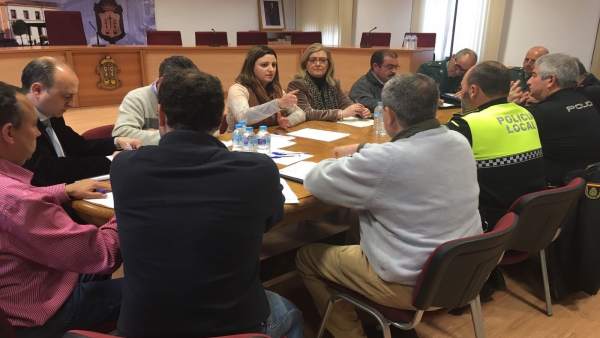 Reunión de la Junta Local de Seguridad de Peal de Becerro Reunión de la Junta Local de Seguridad de Peal de Becerro