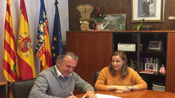 El regidor d'ARB se suma al Govern del PP a Benicàssim amb les regidories d'Urbanisme i Activitats El regidor d'ARB se suma al Govern del PP a Benicàssim amb les regidories d'Urbanisme i Activitats