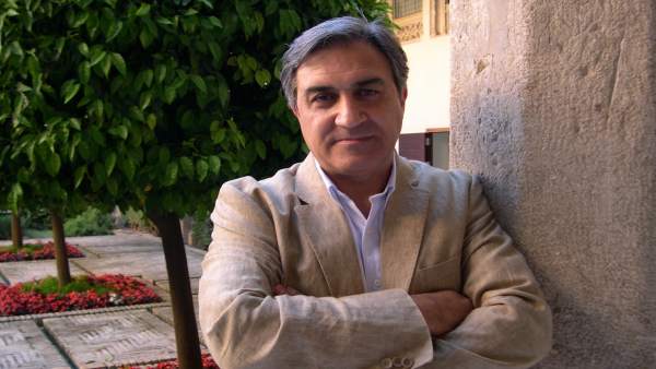 José Luis Corral. José Luis Corral.