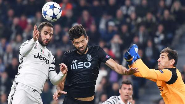 Casillas ante la Juventus Casillas ante la Juventus
