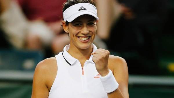 Muguruza celebra su triunfo Muguruza celebra su triunfo