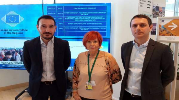 El delegado de la Junta en Cádiz, Fernando López Gil, aborda la ITI en Bruselas El delegado de la Junta en Cádiz, Fernando López Gil, aborda la ITI en Bruselas