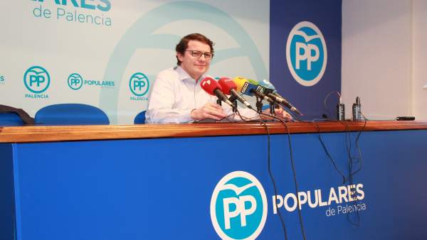 Palencia: Mañueco durante la rueda de prensa en Palencia Palencia: Mañueco durante la rueda de prensa en Palencia