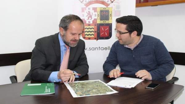 Algar (izda.) y Álvarez, durante su encuentro Algar (izda.) y Álvarez, durante su encuentro