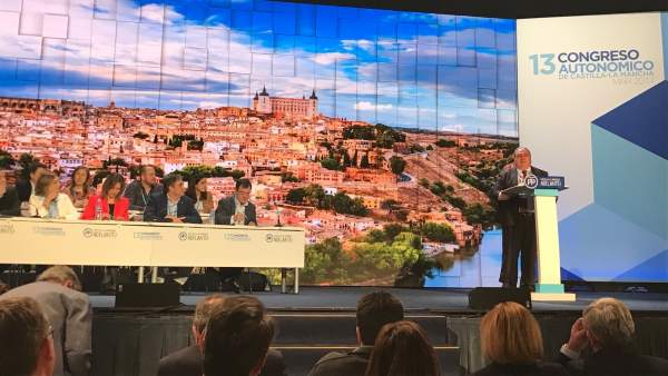 Tirado en el Congreso del PP Tirado en el Congreso del PP