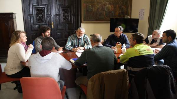 Reunión con los trabajadores. Reunión con los trabajadores.