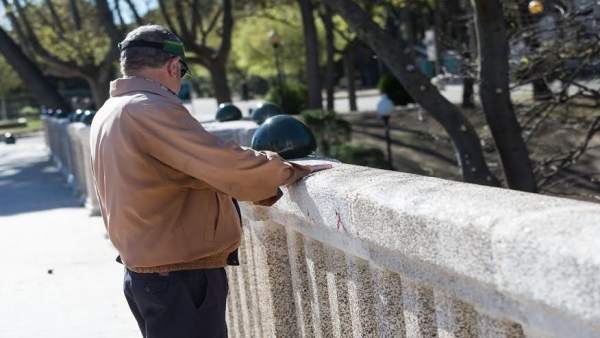 Nueva balaustrada en el acceso al Parque Grande Nueva balaustrada en el acceso al Parque Grande