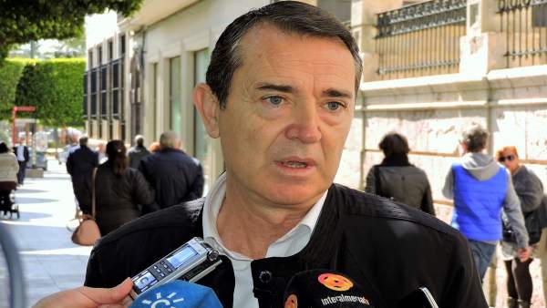 El portavoz del PSOE en el Ayuntamiento, Juan Carlos Pérez Navas El portavoz del PSOE en el Ayuntamiento, Juan Carlos Pérez Navas