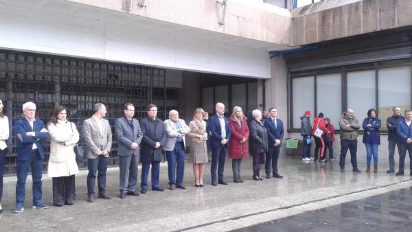 Minuto de silencio en Vigo por el atentado de Londres. Minuto de silencio en Vigo por el atentado de Londres.