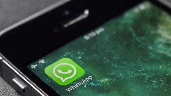 WhatsApp WhatsApp