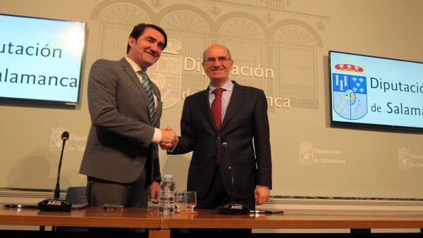 El consejero de Fomento y Medio Ambiente y el presidente de la Diputación El consejero de Fomento y Medio Ambiente y el presidente de la Diputación