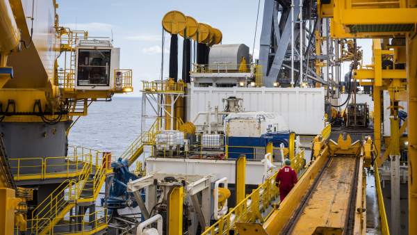 Plataforma de extracción de petroleo Plataforma de extracción de petroleo