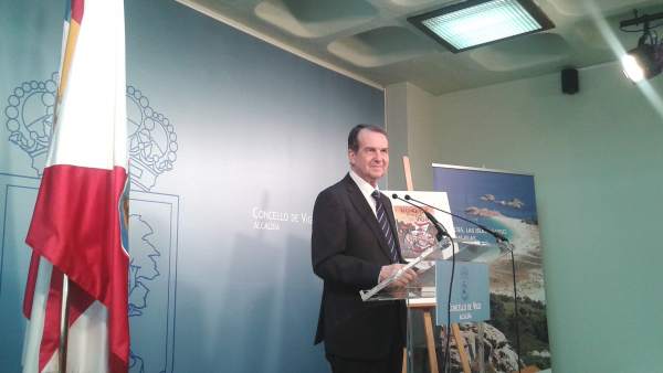 El alcalde de Vigo, Abel Caballero, en la rueda de prensa El alcalde de Vigo, Abel Caballero, en la rueda de prensa