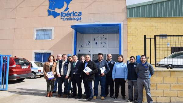 Ibérica de Ornitología humilladero líder nacional distribución y venta de produc Ibérica de Ornitología humilladero líder nacional distribución y venta de produc