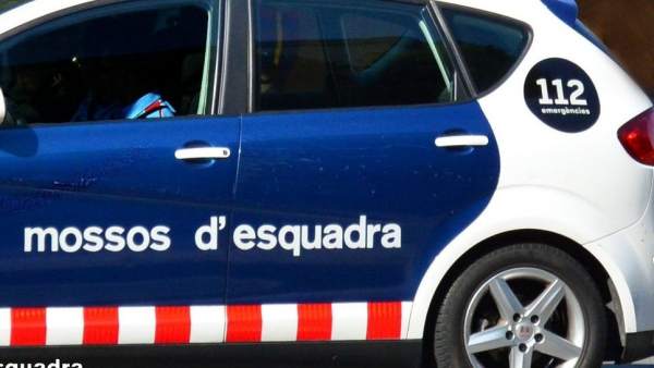 Un coche patrulla de Mossos d'Esquadra. Un coche patrulla de Mossos d'Esquadra.
