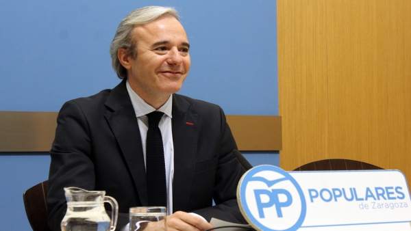 Azcón ha presentado una moción del PP en defensa de la escuela concertada Azcón ha presentado una moción del PP en defensa de la escuela concertada