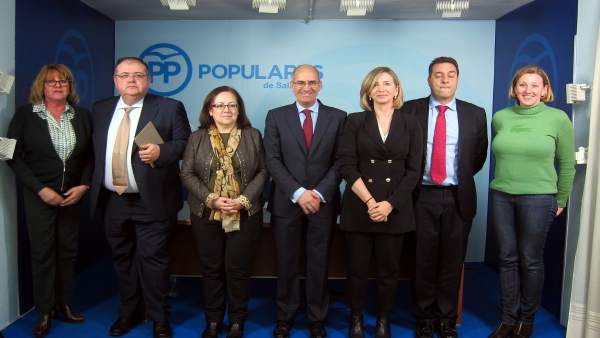 Presentación de las ponencias a los compromisarios en Salamanca Presentación de las ponencias a los compromisarios en Salamanca