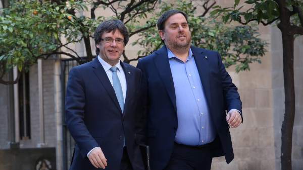 Carles Puigdemont y Oriol Junqueras. Carles Puigdemont y Oriol Junqueras.
